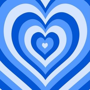 Meet your Posher, Chloe entrekin